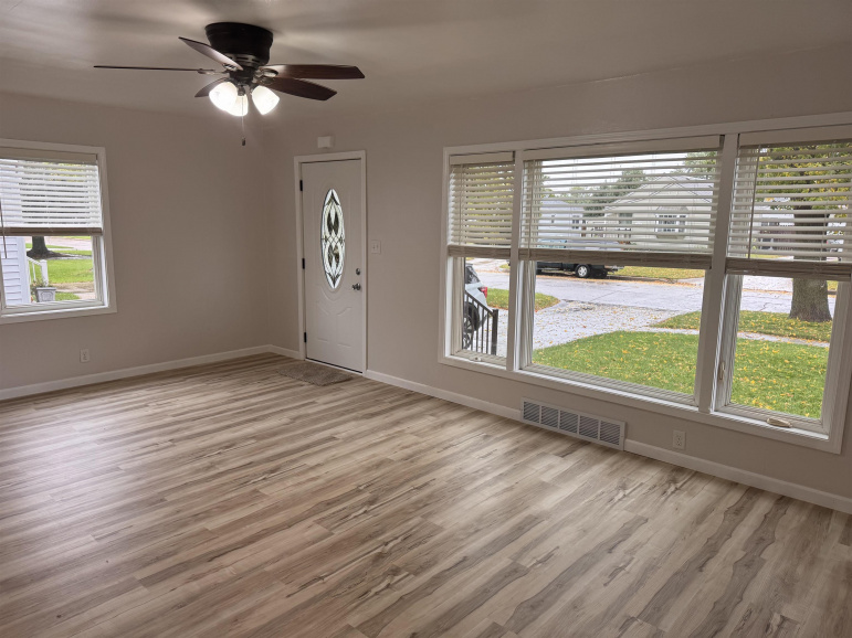 1934 W 7th Street Hastings, Nebraska 68901, 4 Bedroom Bedrooms, ,2 BathroomBathrooms,Residential,For Sale,1934 W 7th Street,20261499