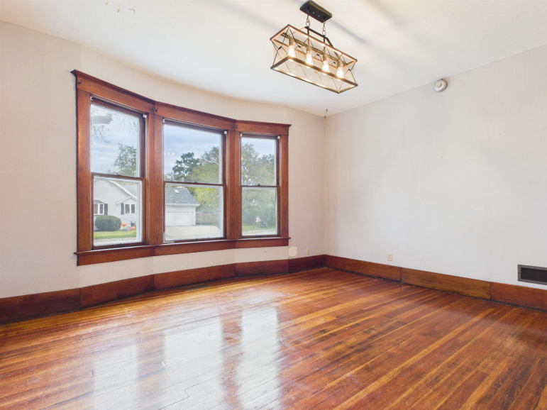 309 W 4th Minden, Nebraska 68959, 5 Bedroom Bedrooms, ,3 BathroomBathrooms,Residential,For Sale,309 W 4th,20261505