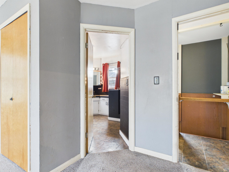 309 W 4th Minden, Nebraska 68959, 5 Bedroom Bedrooms, ,3 BathroomBathrooms,Residential,For Sale,309 W 4th,20261505