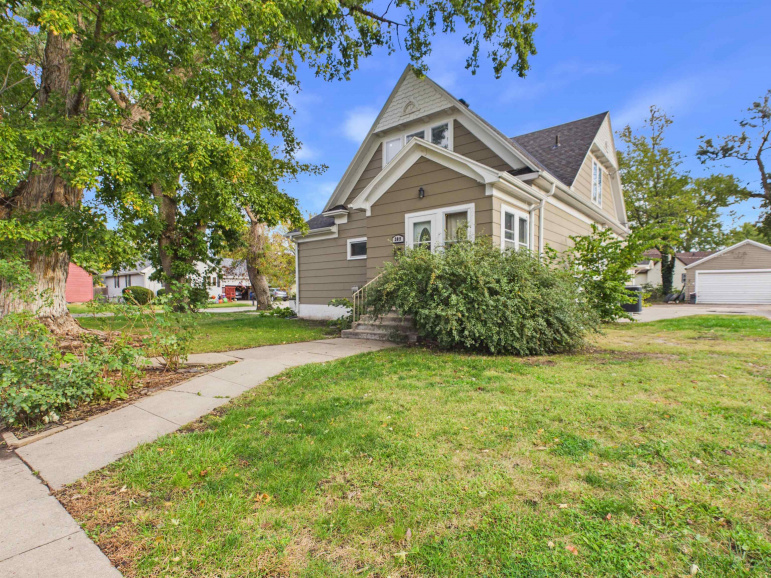 309 W 4th Minden, Nebraska 68959, 5 Bedroom Bedrooms, ,3 BathroomBathrooms,Residential,For Sale,309 W 4th,20261505