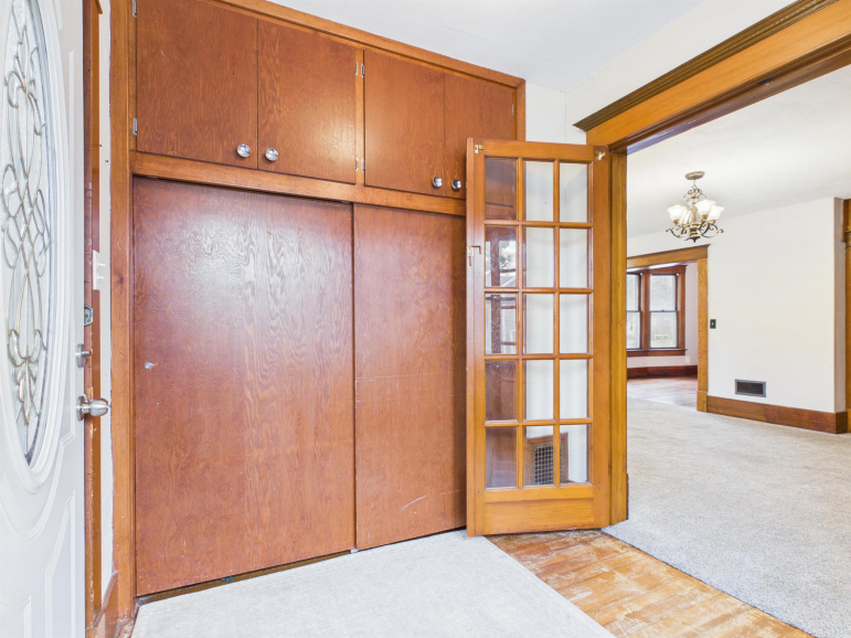 309 W 4th Minden, Nebraska 68959, 5 Bedroom Bedrooms, ,3 BathroomBathrooms,Residential,For Sale,309 W 4th,20261505