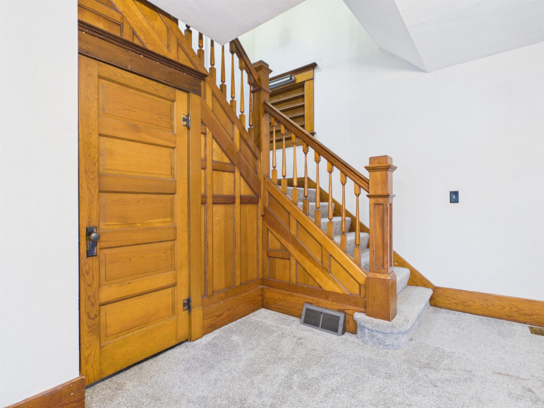 309 W 4th Minden, Nebraska 68959, 5 Bedroom Bedrooms, ,3 BathroomBathrooms,Residential,For Sale,309 W 4th,20261505