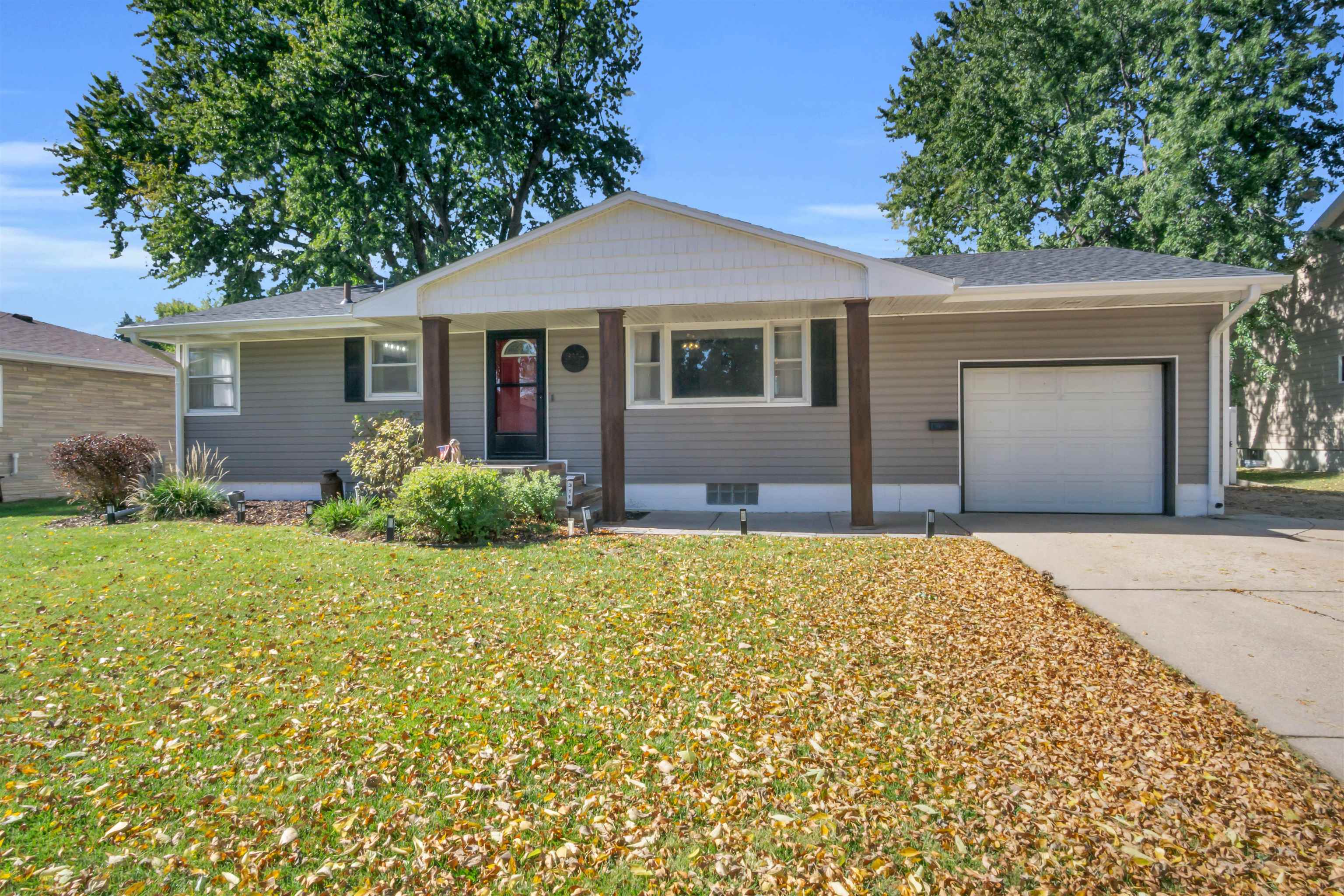 3114 F Avenue Kearney, Nebraska 68847, 4 Bedroom Bedrooms, ,2 BathroomBathrooms,Residential,For Sale,3114 F Avenue,20261508