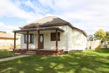 303 E 7th Street Lexington, Nebraska 68850, 3 Bedroom Bedrooms, ,1 BathroomBathrooms,Residential,For Sale,303 E 7th Street,20261516