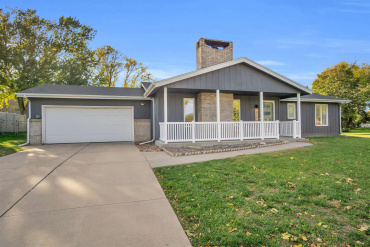 4506 Pony Express Road Kearney, Nebraska 68847, 3 Bedroom Bedrooms, ,2 BathroomBathrooms,Residential,For Sale,4506 Pony Express Road,20261536
