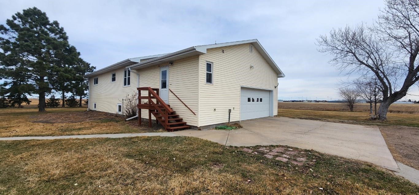 43159 Hwy 30 Lexington, Nebraska 68850, 4 Bedrooms Bedrooms, ,2 BathroomsBathrooms,Residential,For Sale,43159 Hwy 30,20241296